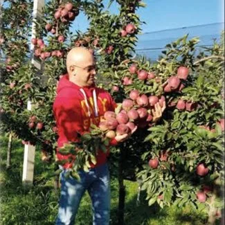 Kávássy László
