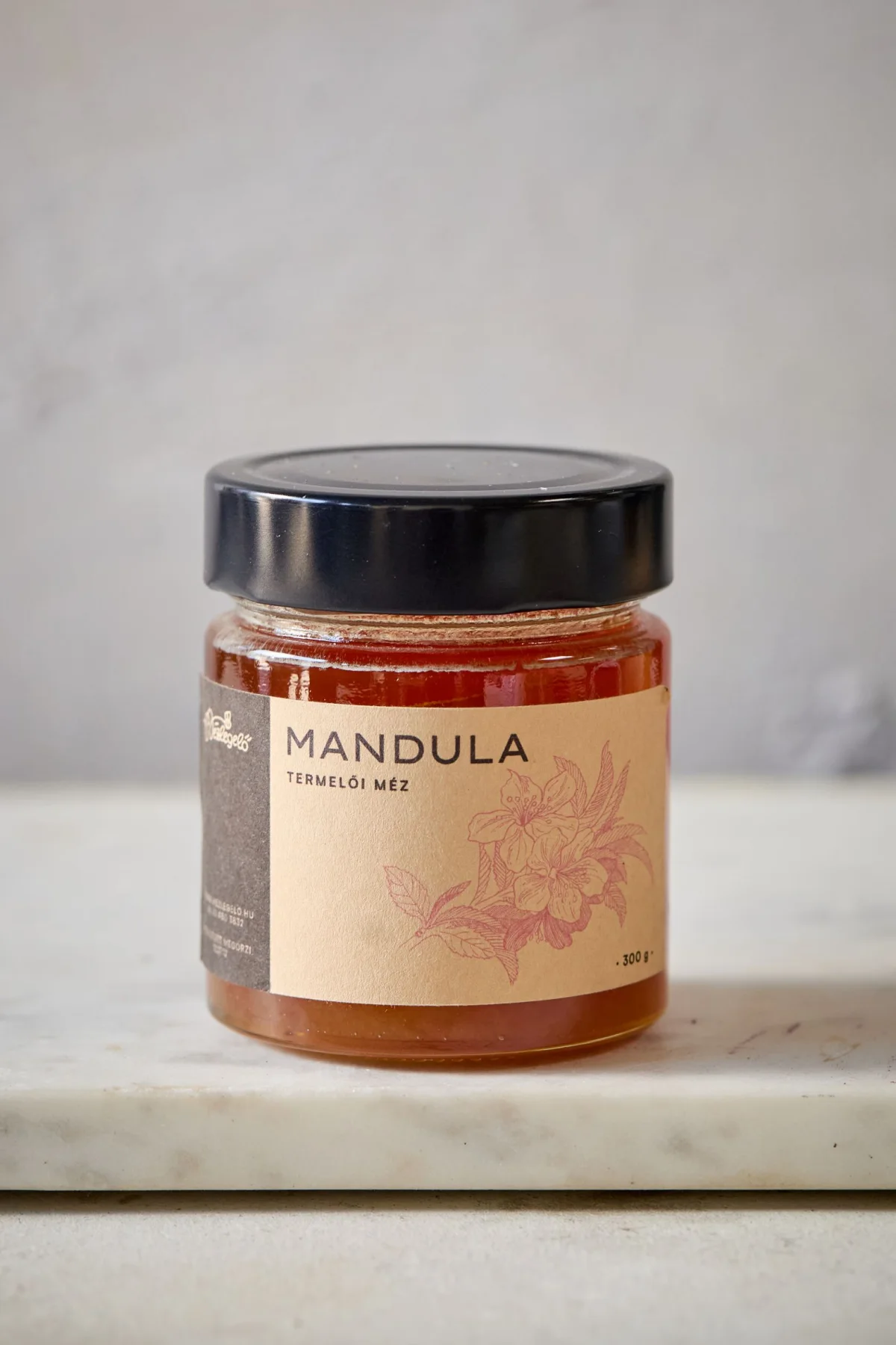 Mézlegelő - Mandula méz